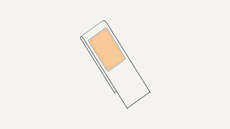Illustrazione di un fermasoldi con placca arancio – Gioielleria Scaduto