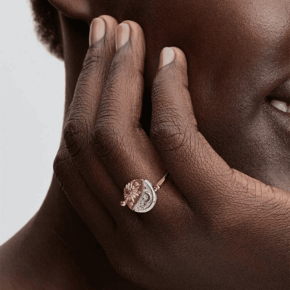 Anello Medallion Sole e Luna “Per Aspera Ad Astra” Reversibile