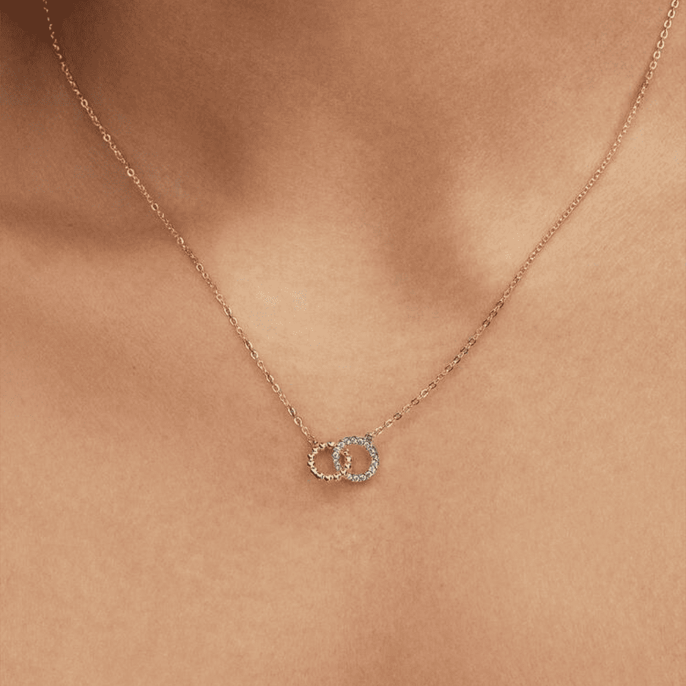 Collana Cerchi Intrecciati Sfere e Pavé