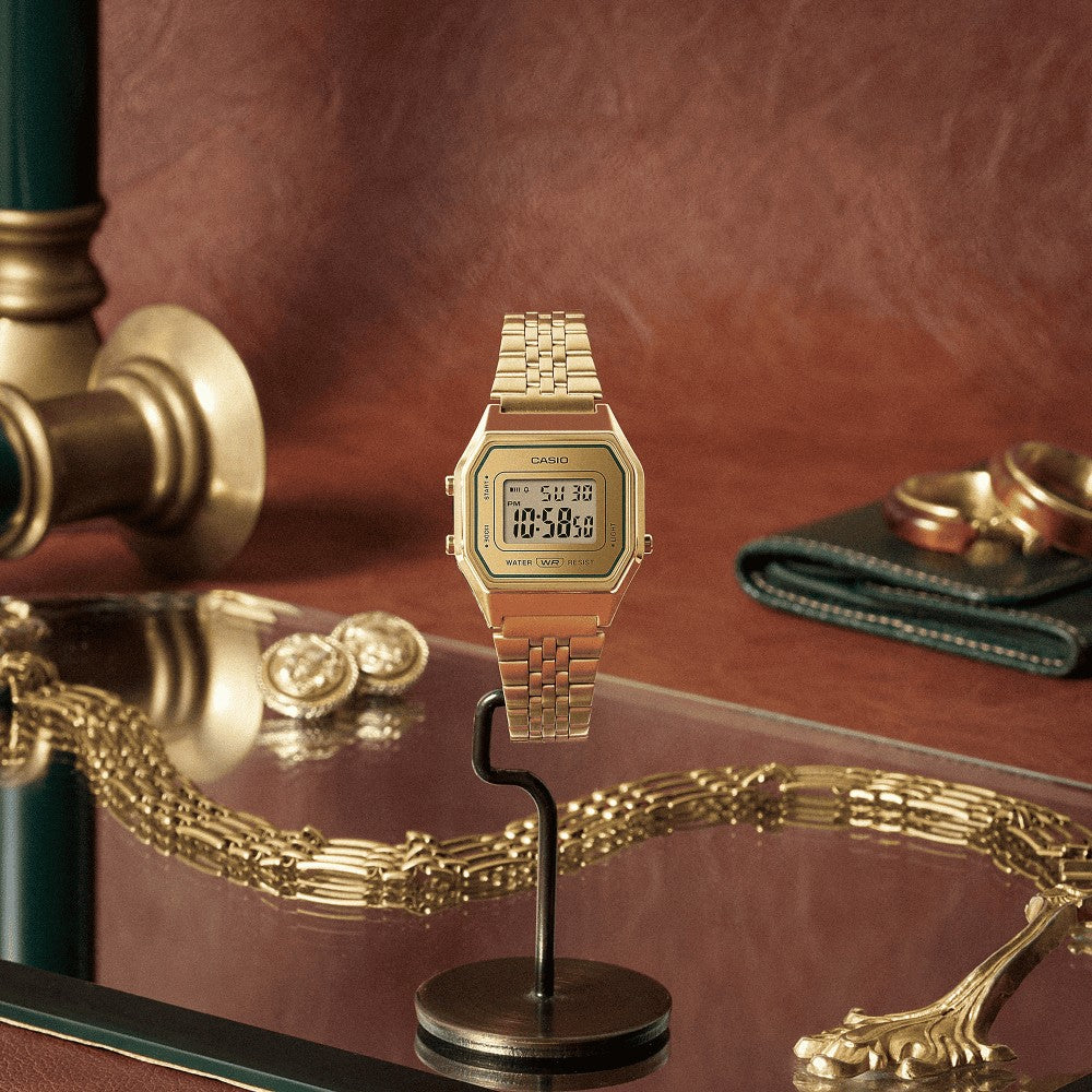 CASIO | ICONIC COLLECTION