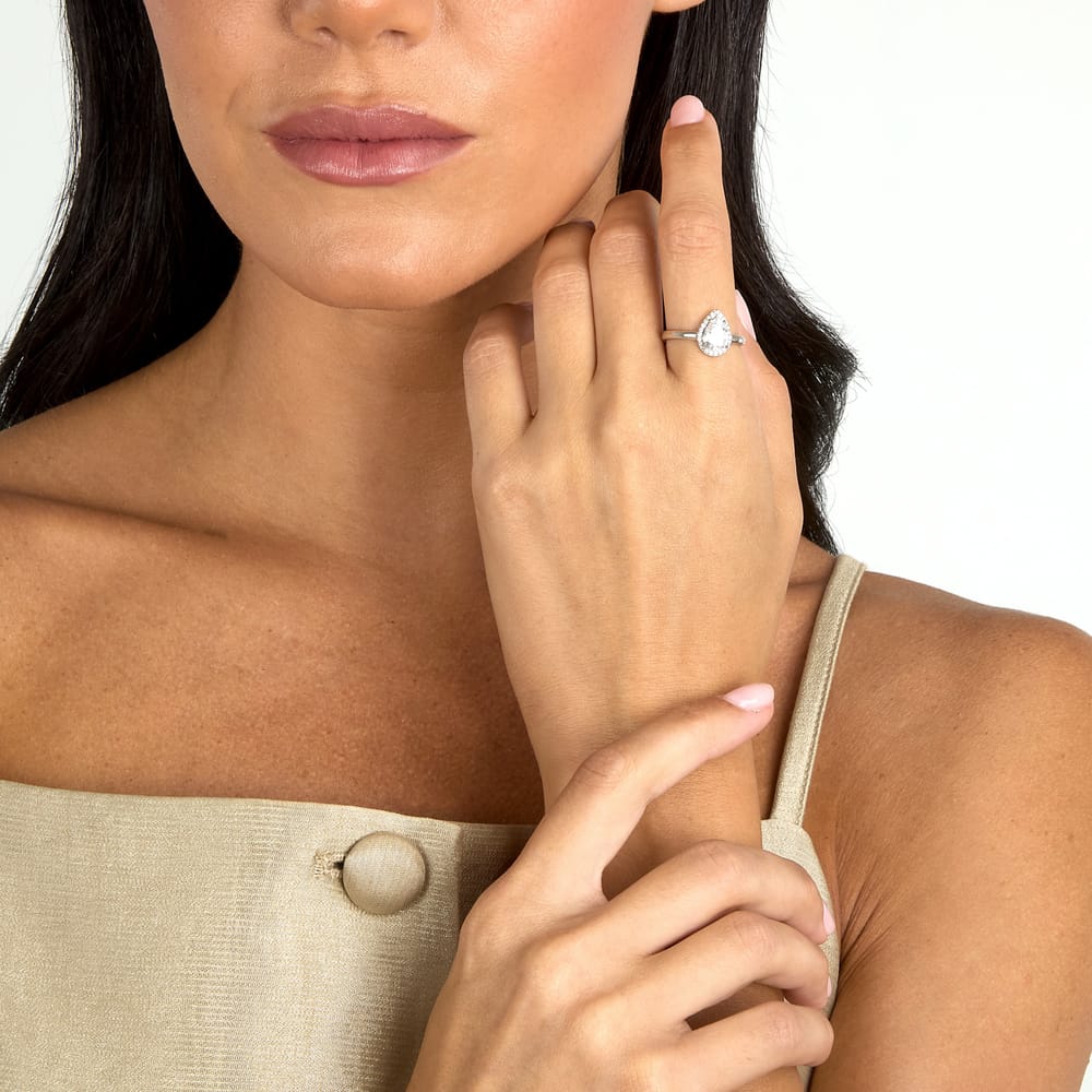 Anello Duchessa in Argento e Zirconi Bianchi – Morellato SBRA04 indossato