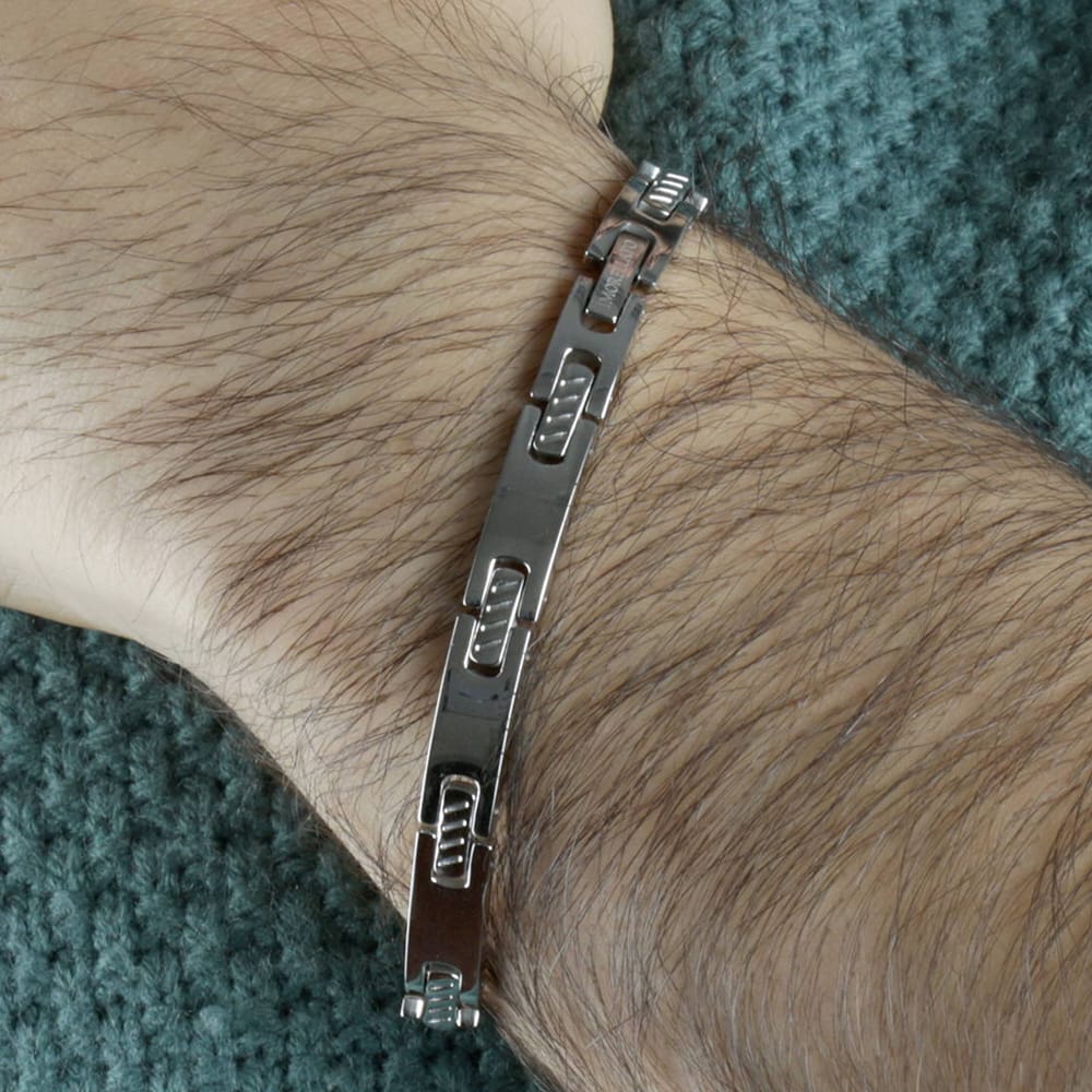 Bracciale Cross in Acciaio – Morellato SKR28 indossato