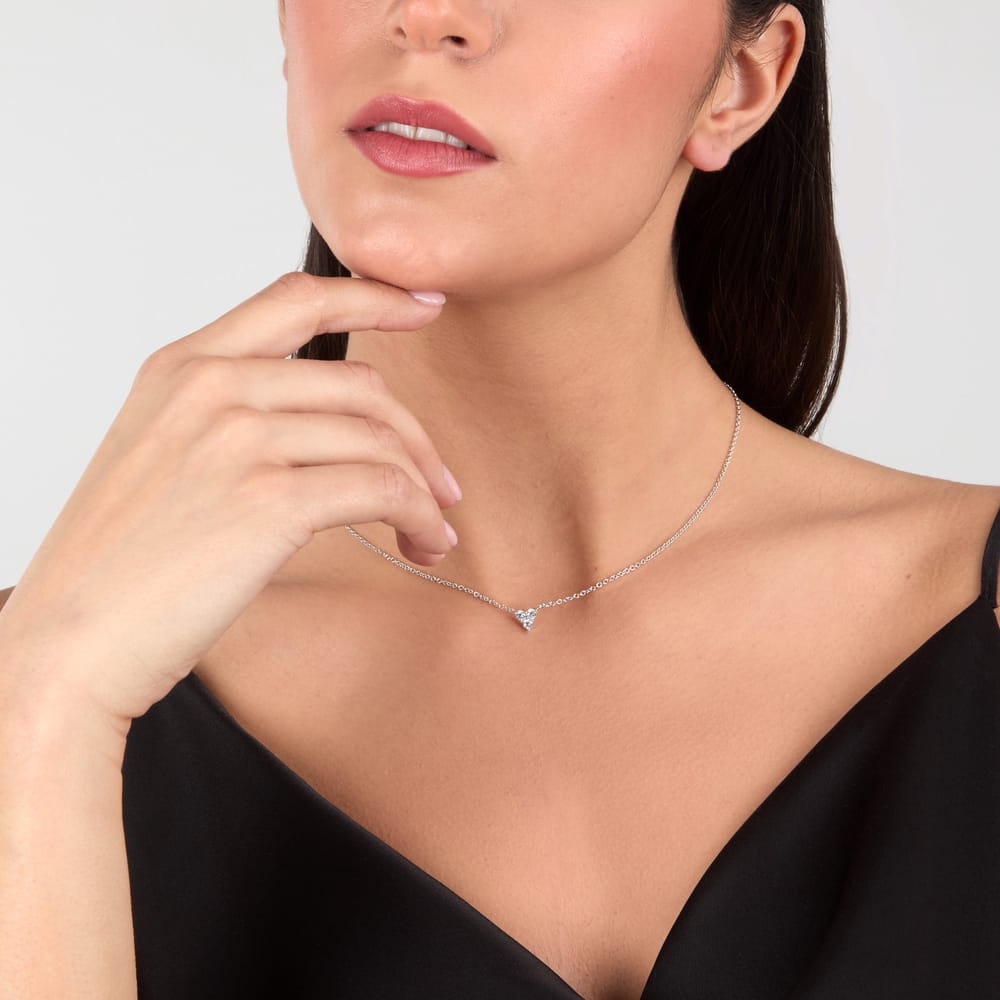 Collana Luminosa a Catena in Argento e Zirconi Bianchi – Morellato SAIW323 indossato