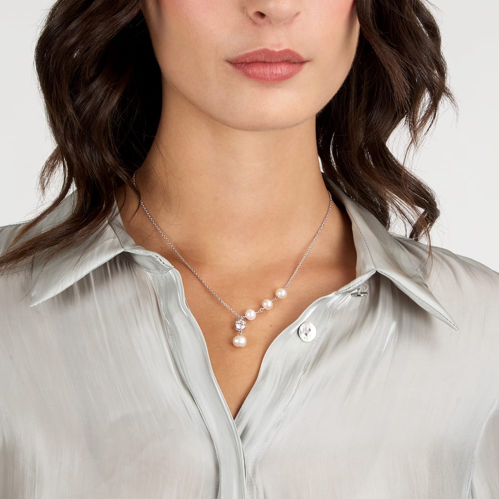 Collana Perla con Pendente in Argento e Zirconi Bianchi – Morellato SXU55 indossato