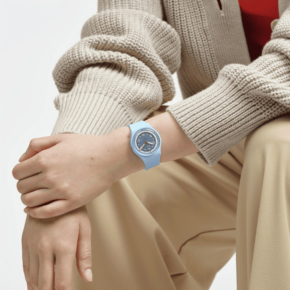 SWATCH| FROZEN WATERFALL