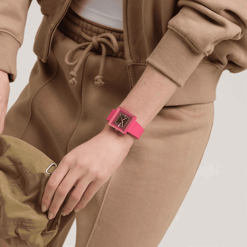 SWATCH| SQUARELY BERRY