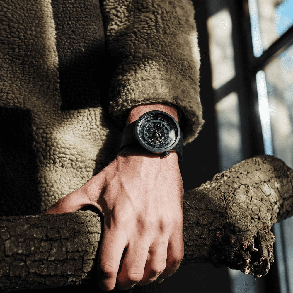 SWATCH|C-BLACK