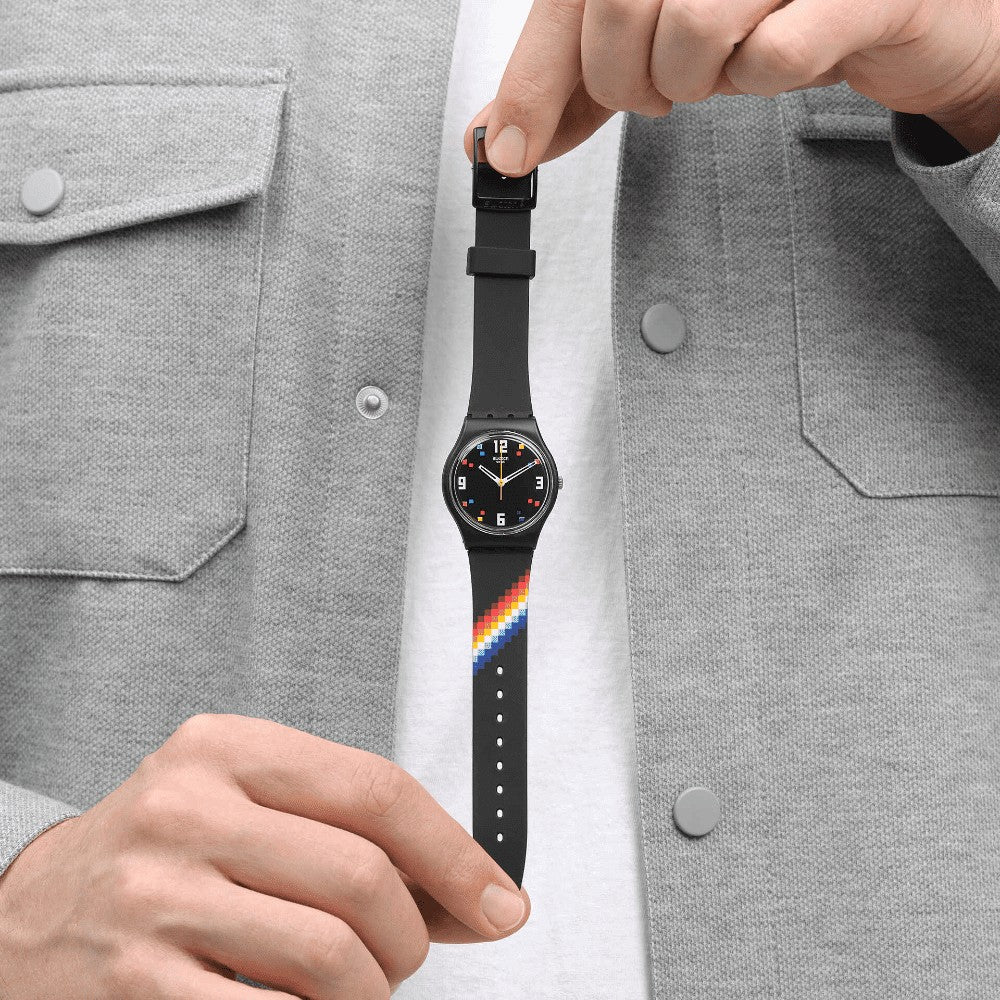SWATCH| BLACK CAROUSEL SQUARES
