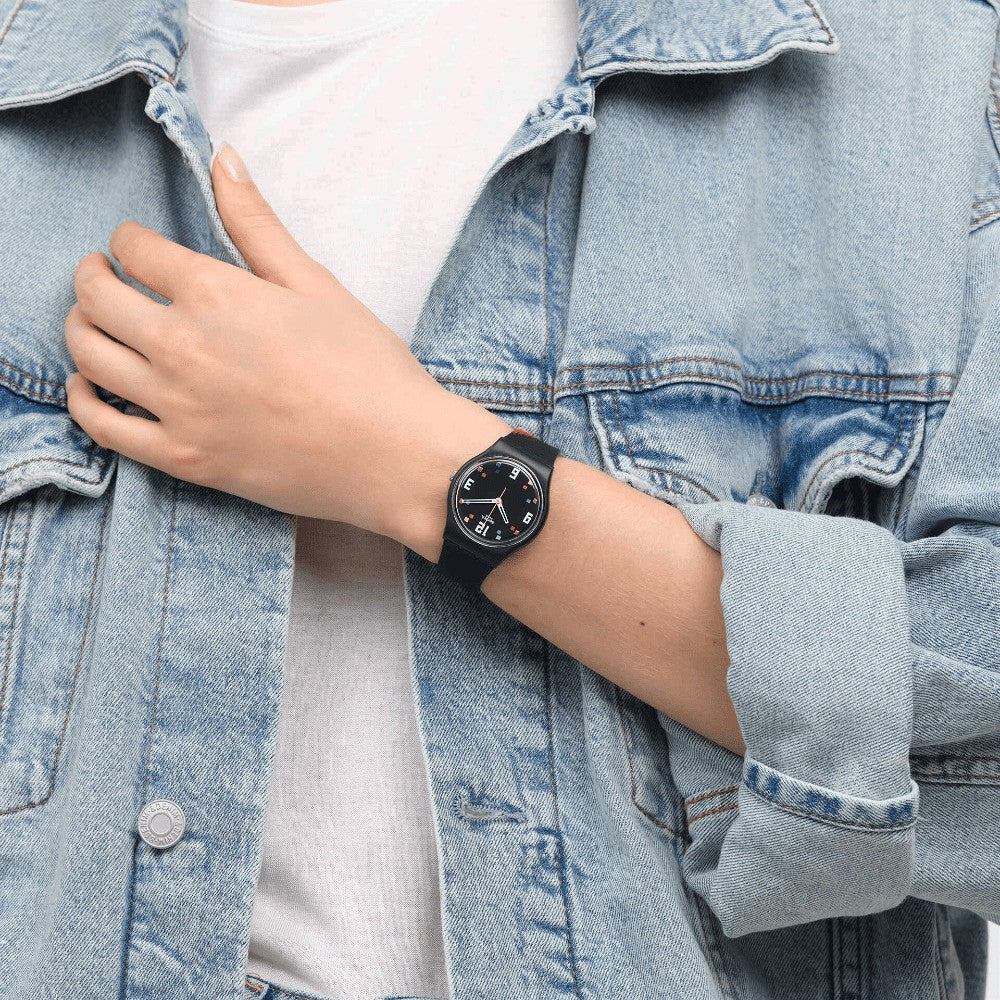 SWATCH| BLACK CAROUSEL SQUARES
