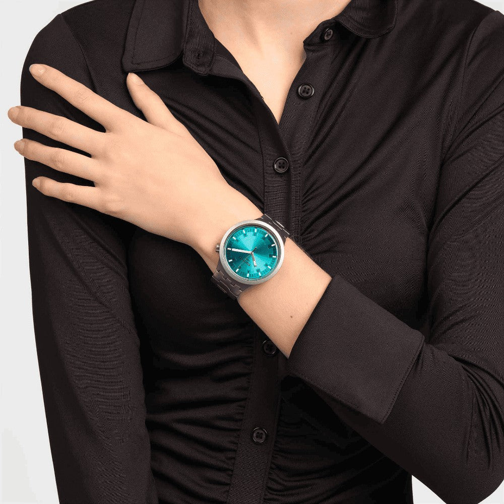 SWATCH| AQUA SHIMMER