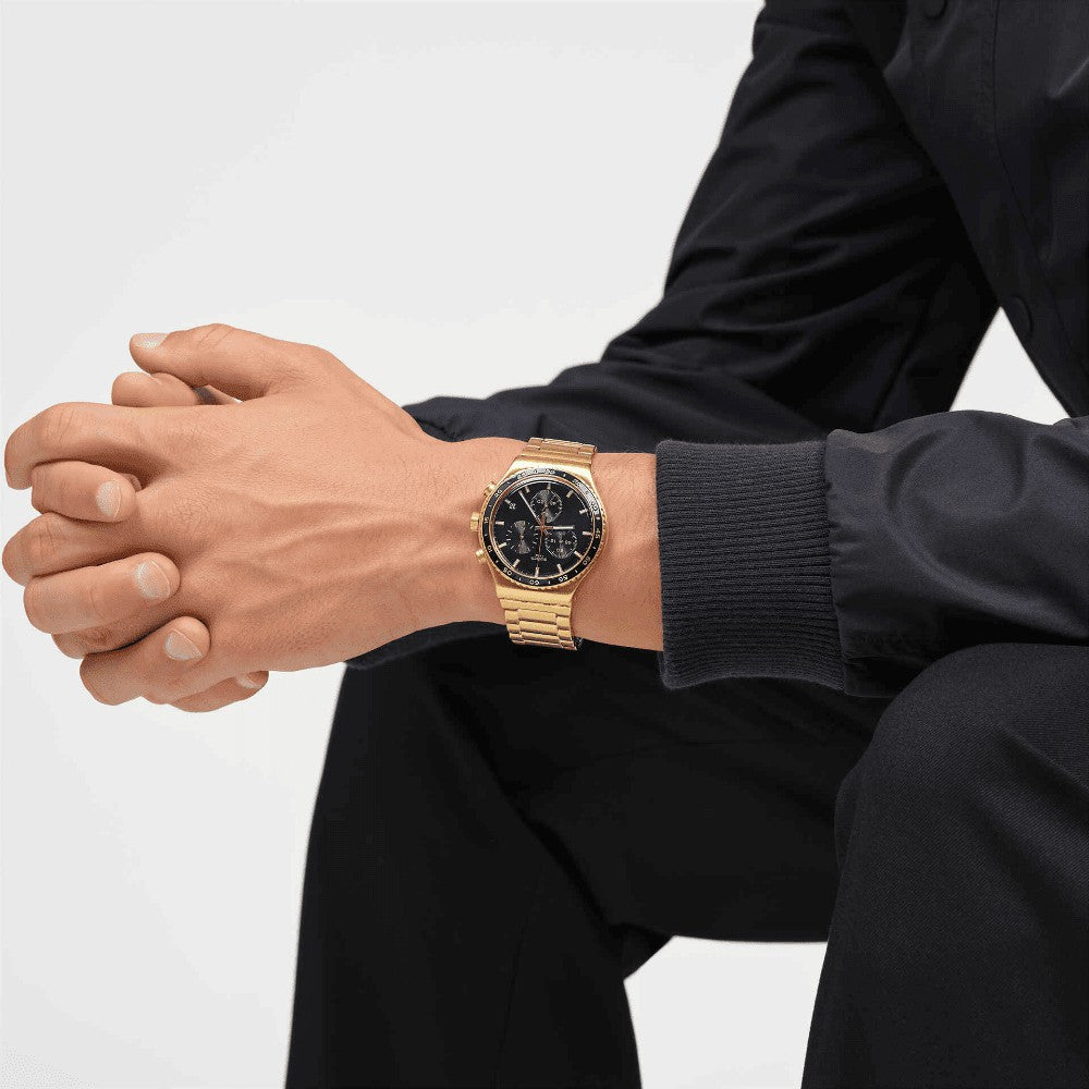 SWATCH| IN THE BLACK