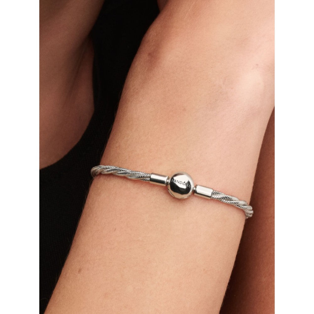 Bracciale Maglia Doppia Intrecciata
con Chiusura a Sfera