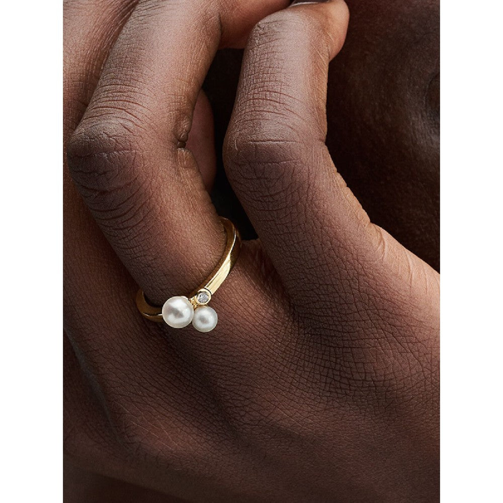 Pandora | Anello Perle d'Acqua Dolce Coltivate e Punto Luce