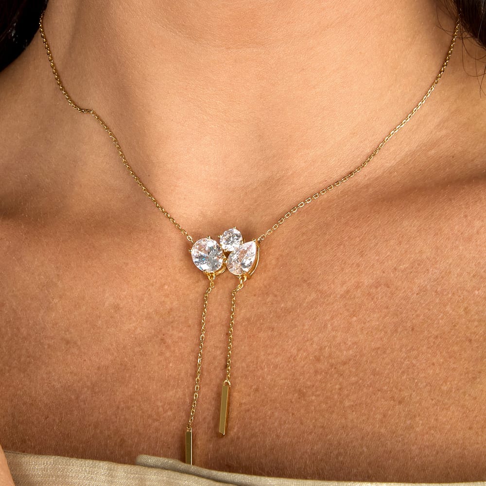 Collana Riflessi con Pendente in Argento Dorato e Zirconi Bianchi – Morellato SABC01 indossato