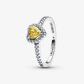 Pandora | Anello Cuore in Rilievo Giallo