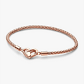 Bracciale Maglia Geometrica con Chiusura Moschettone a Cuore