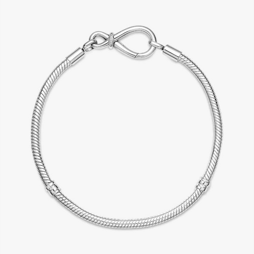 Bracciale con Chiusura a Nodo Infinito