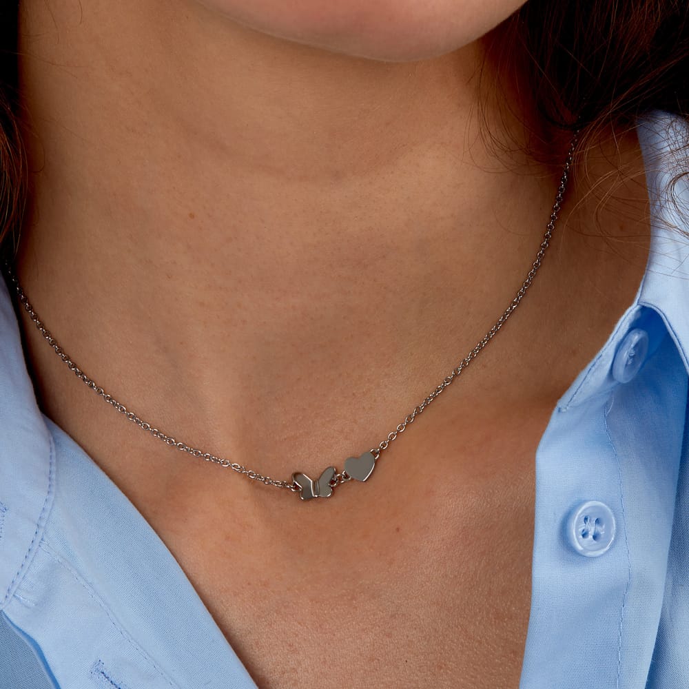 Collana Talismani Farfalla e Cuore in Acciaio – Morellato SAUN32 indossato