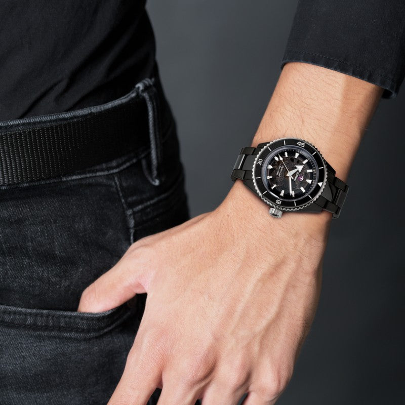RADO | Captain Cook High-Tech Ceramic