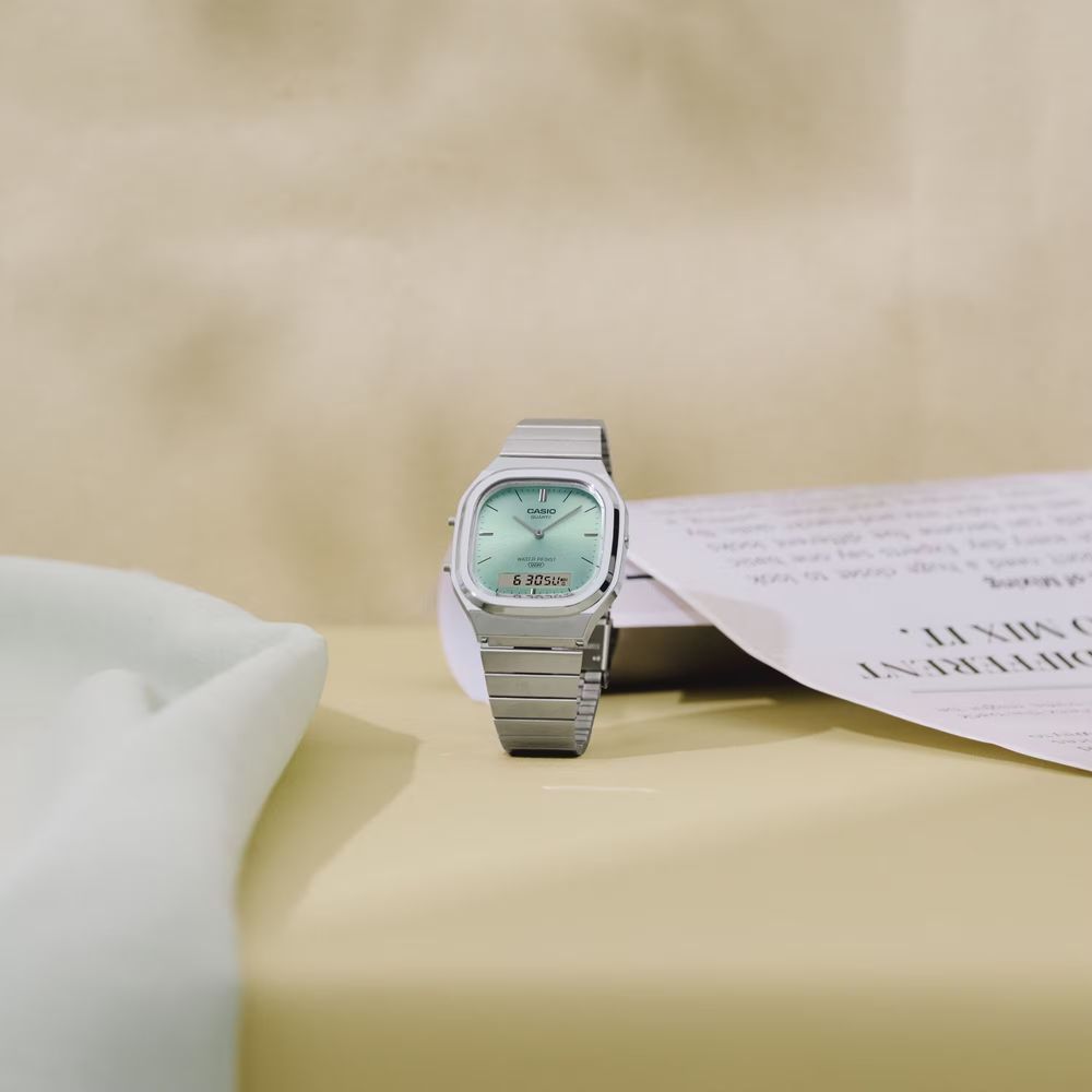 Orologio Casio AQ-240E Series Azzurro AQ-240E-2AEF - foto 2