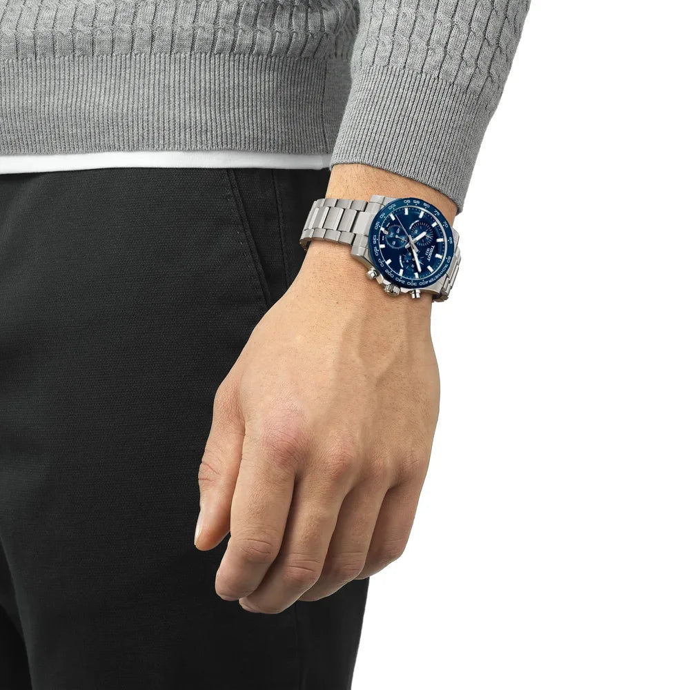 Tissot Supersport Chrono 42 mm blu al polso