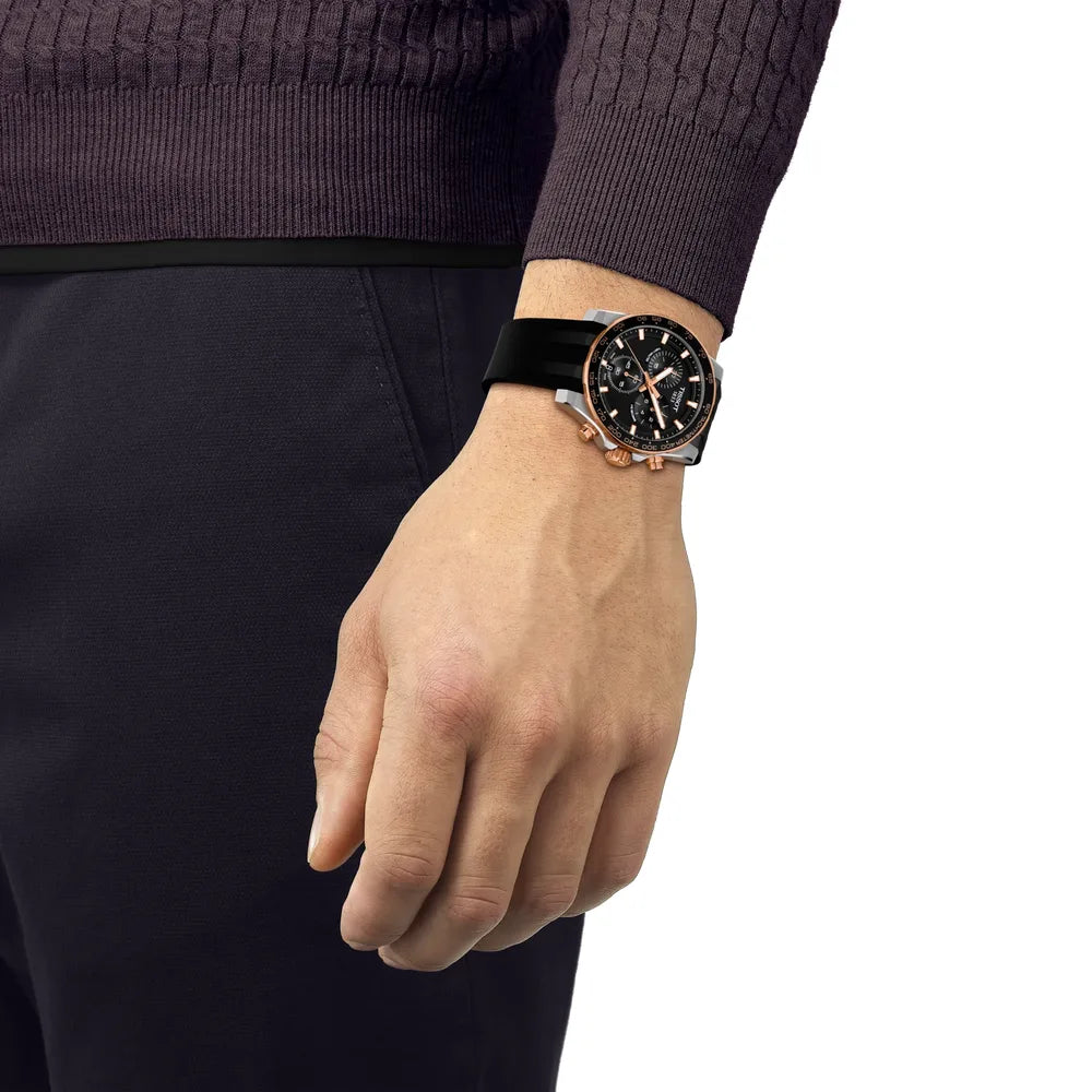 Tissot Supersport Chrono 42 mm nero e oro rosa al polso