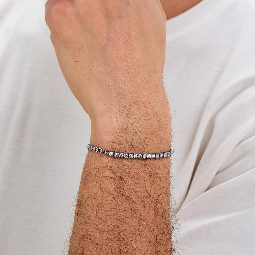 Bracciale Avantgarde a Maglia Veneziana in Acciaio con Zirconi – Brosway BVD28 indossato