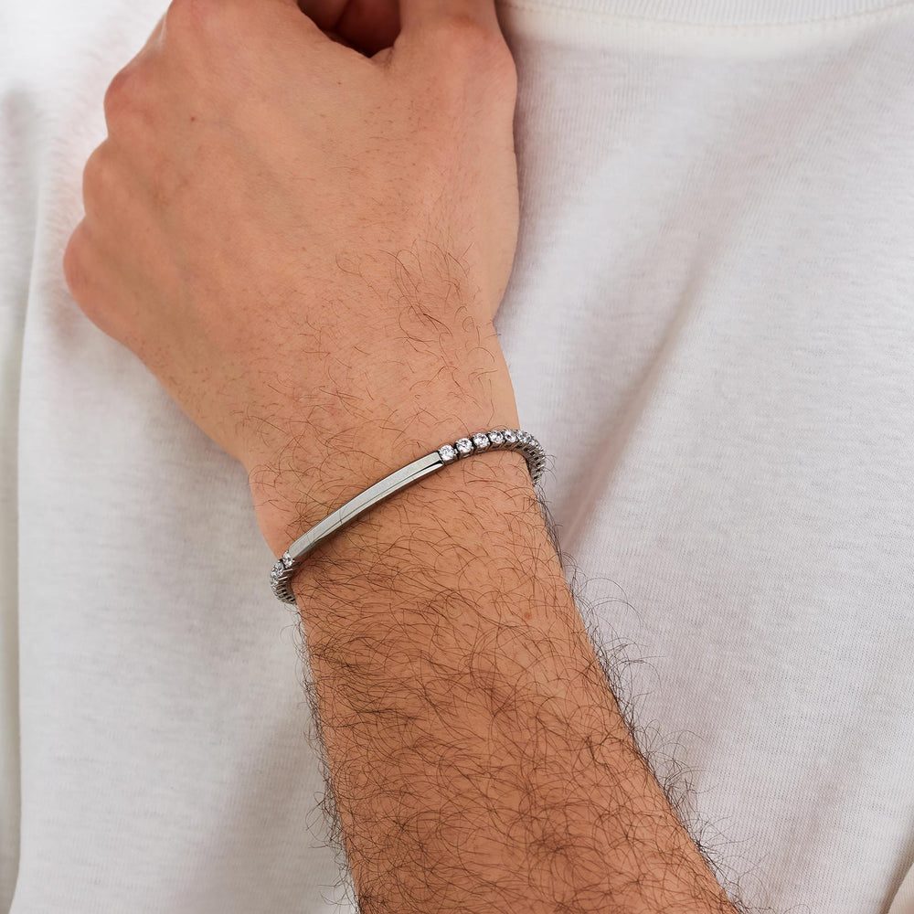 Bracciale Tennis Avantgarde in Acciaio con Zirconi Bianchi – Brosway BVD35 indossato
