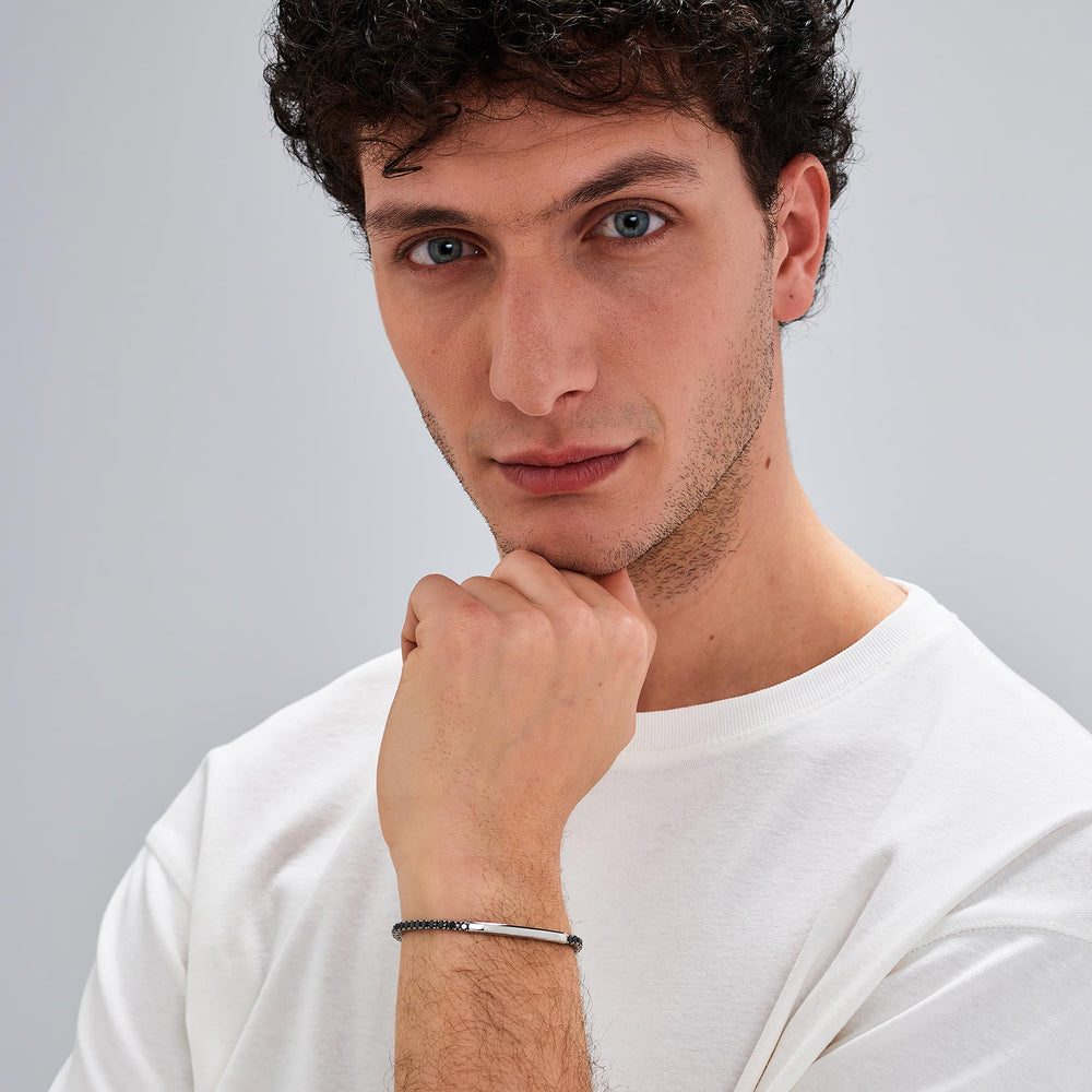 Bracciale Tennis Avantgarde in Acciaio con Zirconi Neri – Brosway BVD36 indossato