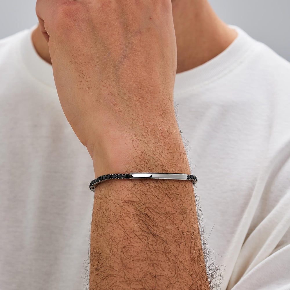 Bracciale Tennis Avantgarde in Acciaio con Zirconi Neri – Brosway BVD36 indossato