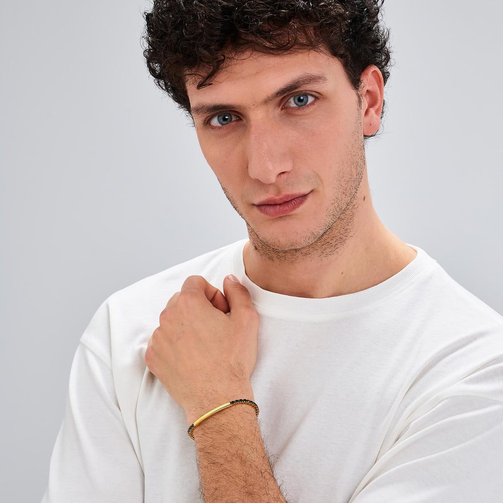 Bracciale Tennis Avantgarde Dorato in Acciaio con Zirconi Neri – Brosway BVD37 indossato