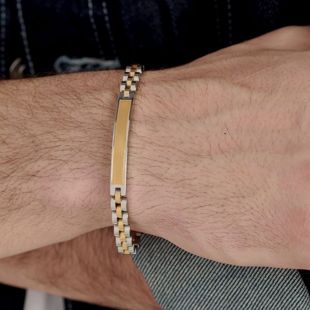 Bracciale Uomo Riptide Bicolore in Acciaio con Barra Centrale – Brosway BTD061 indossato