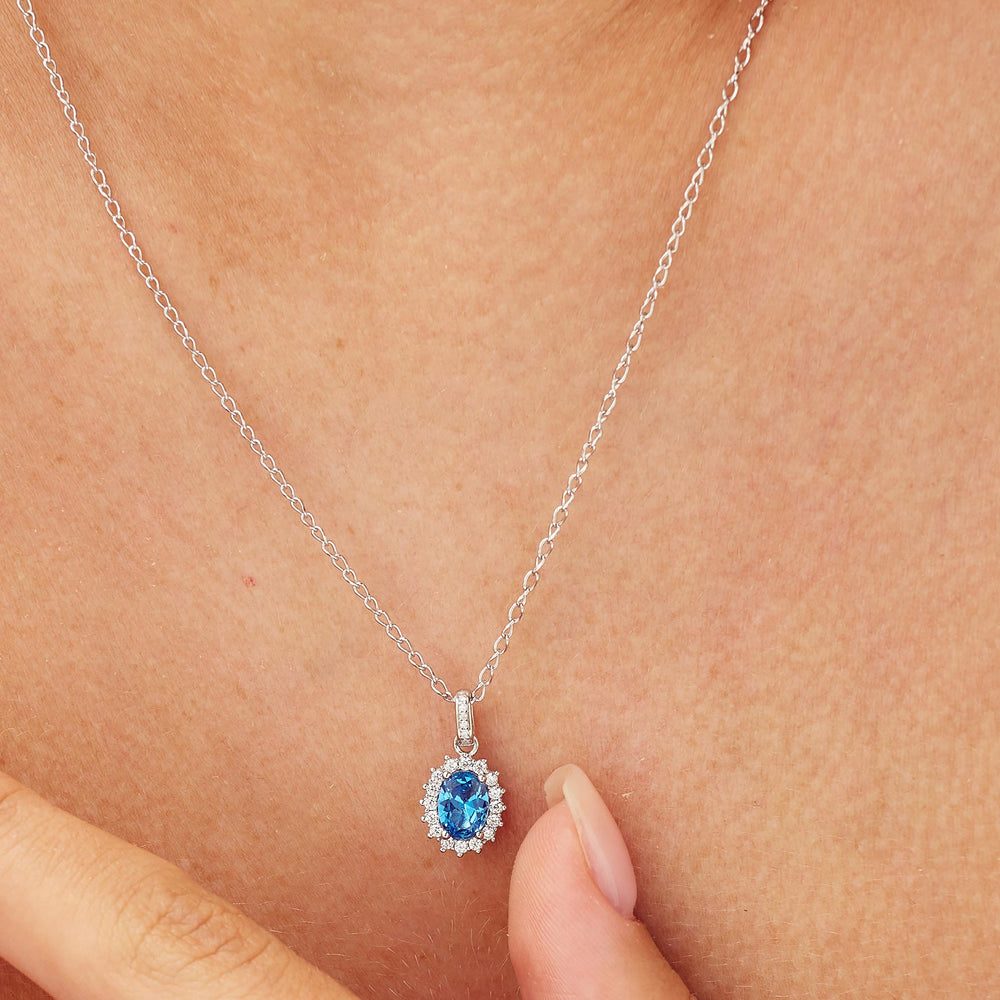 Ciondolo Fancy Kate in Argento con Zircone Ovale Blu – Brosway FFB11 indossato