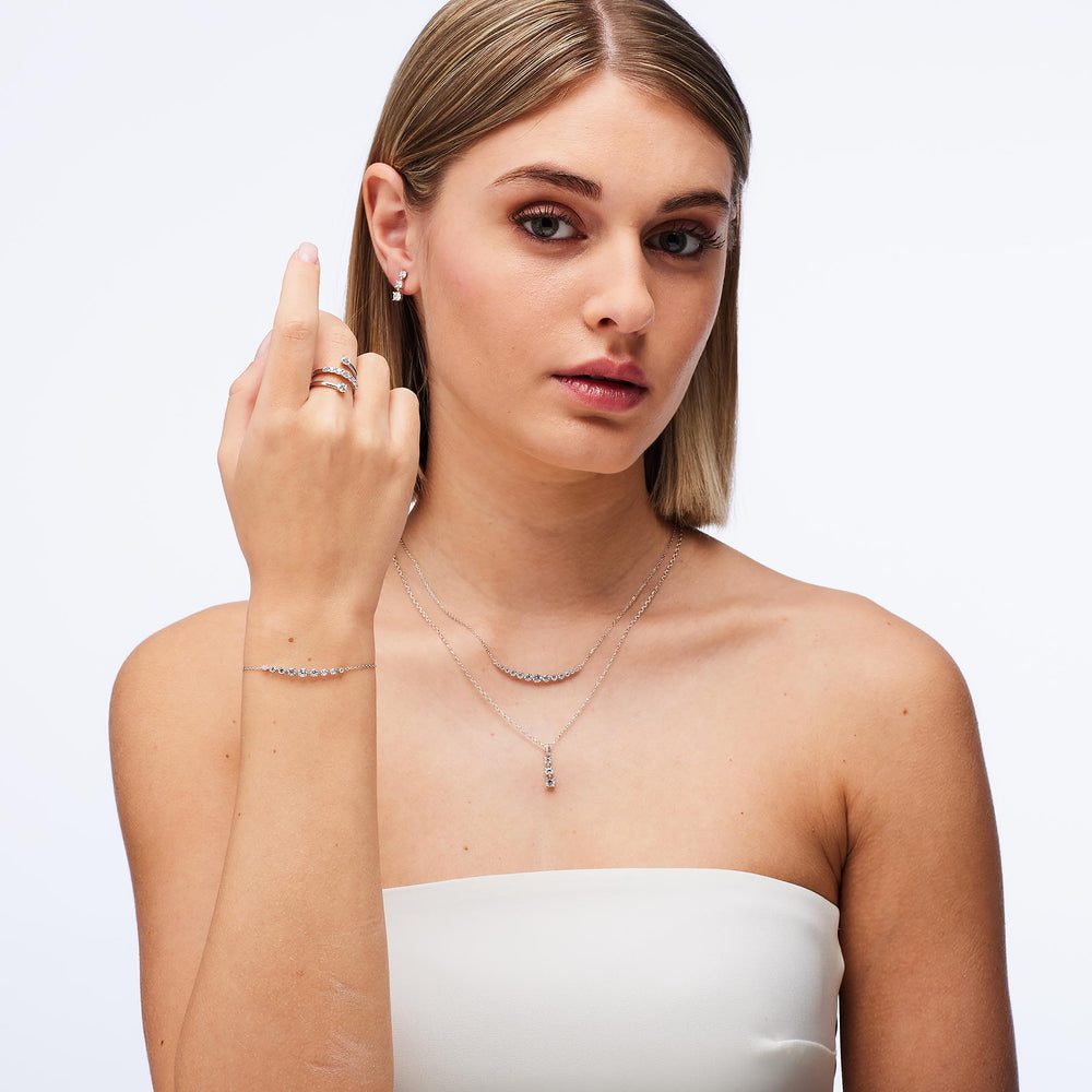 Collana Girocollo Fancy in Argento con Zirconi Bianchi – Brosway FIW149 indossato