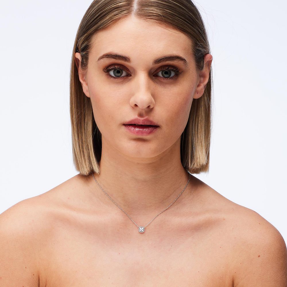 Collana Girocollo Fancy in Argento con Zirconi Bianchi – Brosway FIW155 indossato