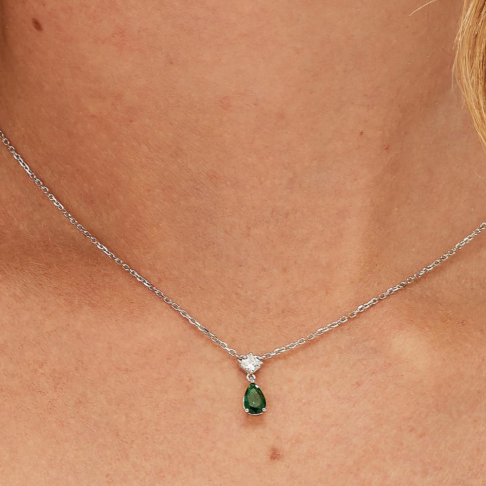 Collana Girocollo Fancy in Argento con Zircone Square e Goccia Life Green – Brosway FLG109 indossato