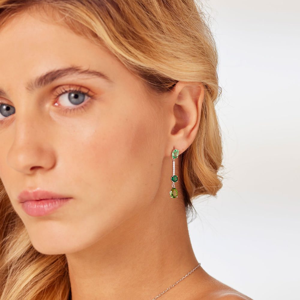Orecchini Pendenti Fancy in Argento con Zirconi Bianchi e Verdi Life Green – Brosway FLG152 indossato