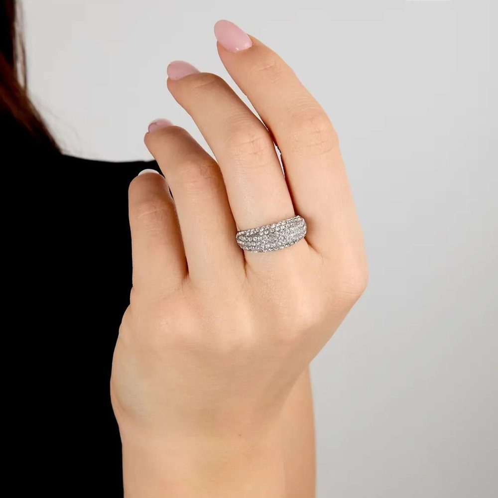 Anello Chevalier Design in Acciaio e Cristalli Bianchi – Morellato SAYP15 indossato