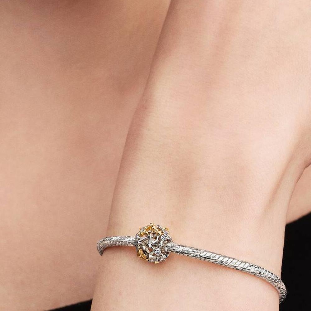 Charm Openwork Costellazione Pandora 765042C01 - foto 2