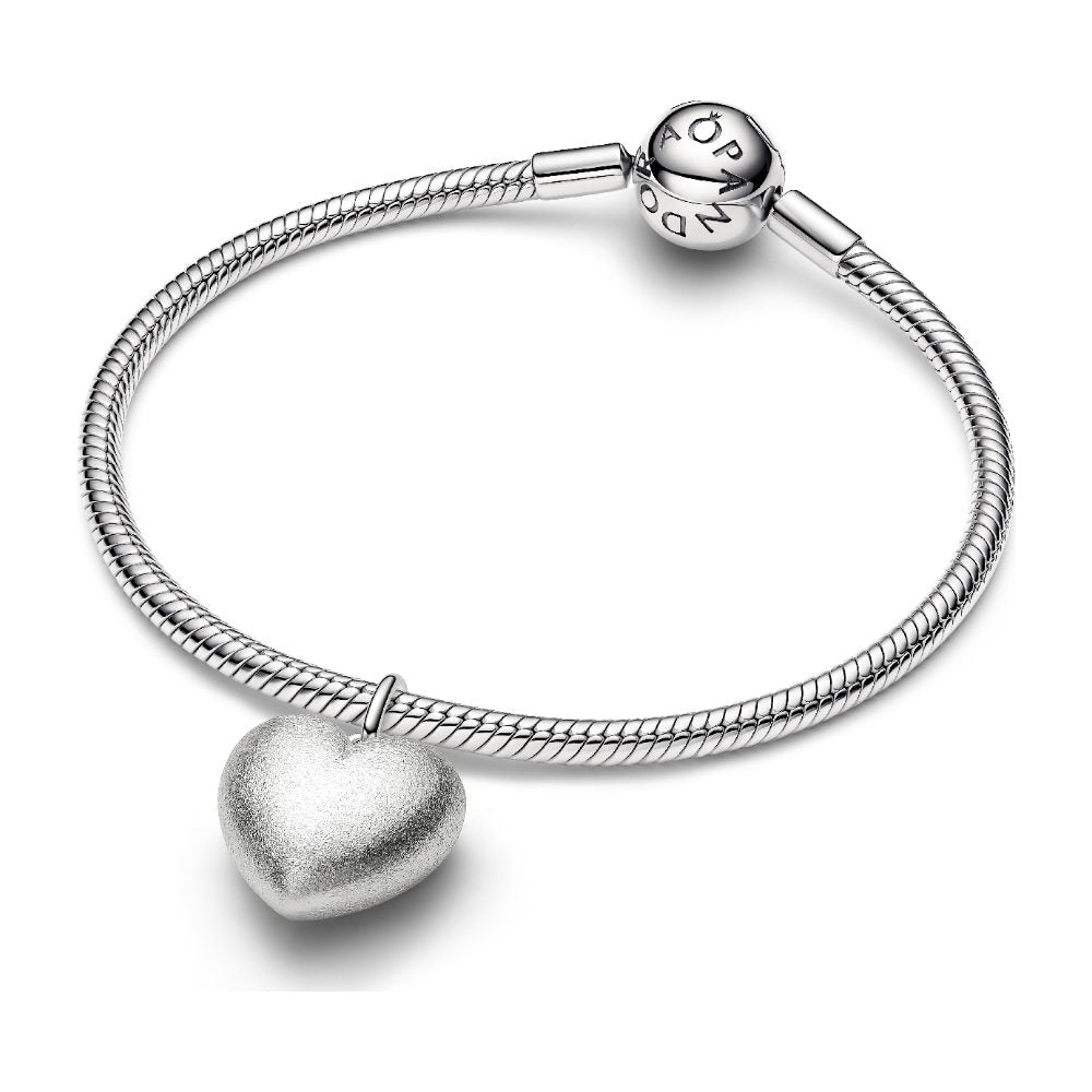 Charm Pendente Cuore Puffy Effetto Opaco con Finitura in Platino Pandora 734908C00 - foto 3