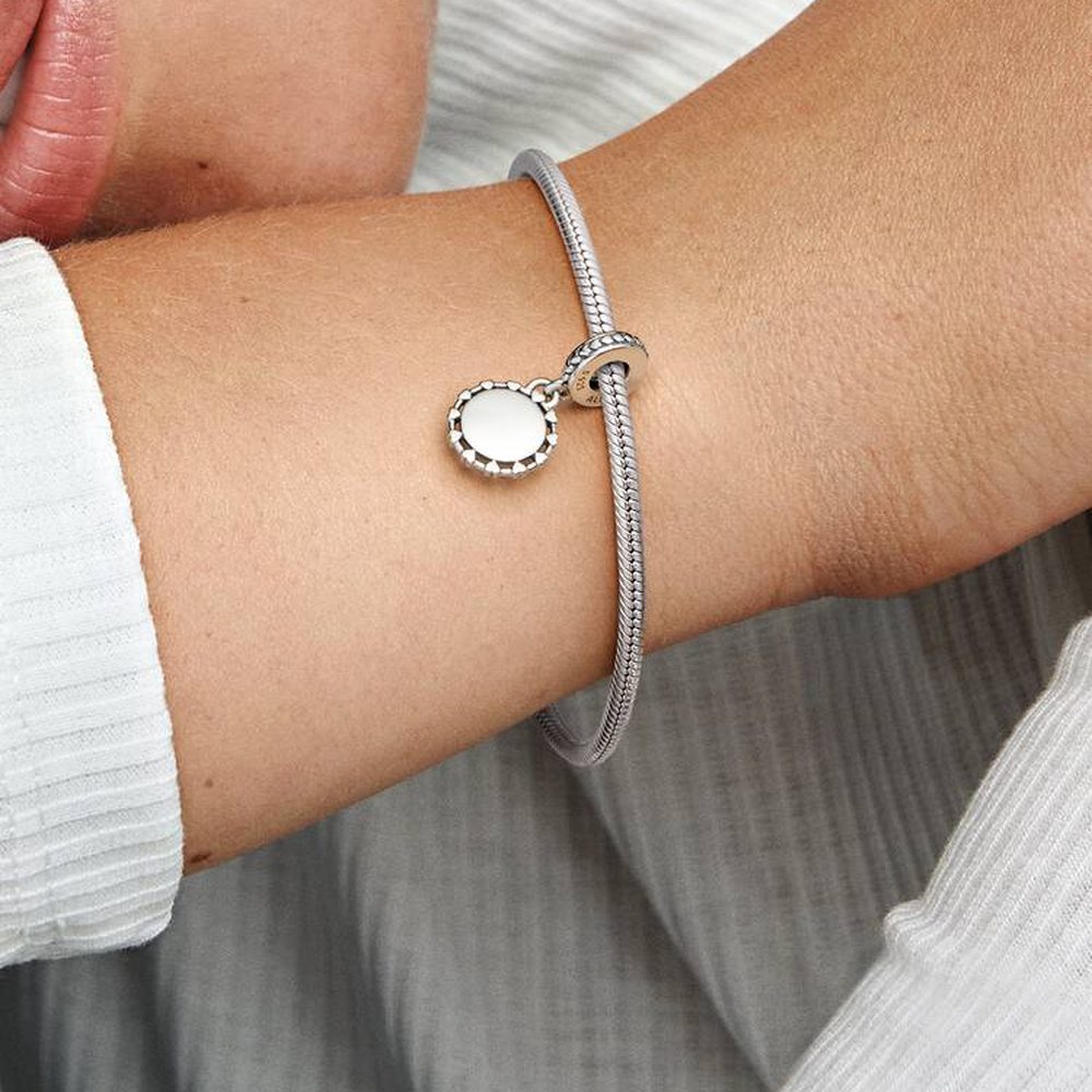 Charm Pendente Disco con Cuori da Incidere Pandora 792275C00 - foto 2