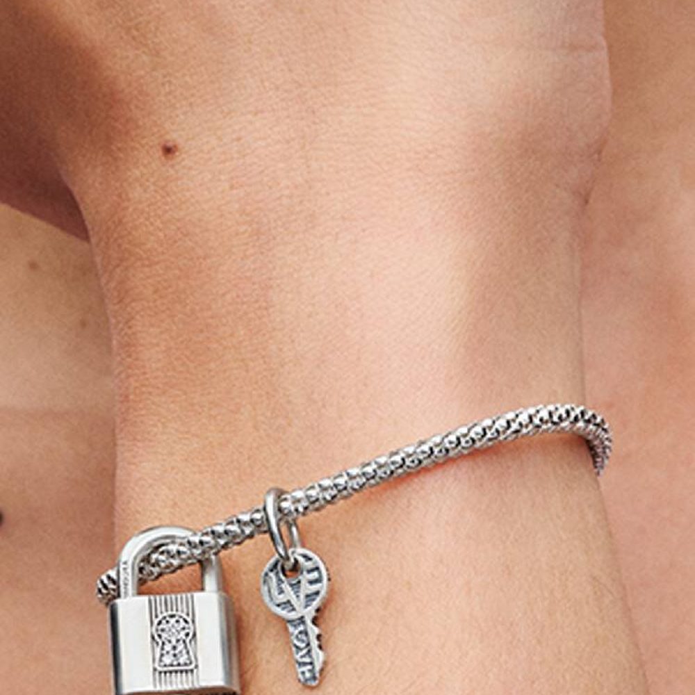 Charm Pendente Lucchetto e Chiave dell'Amore da Incidere Pandora 790088C01 - foto 2