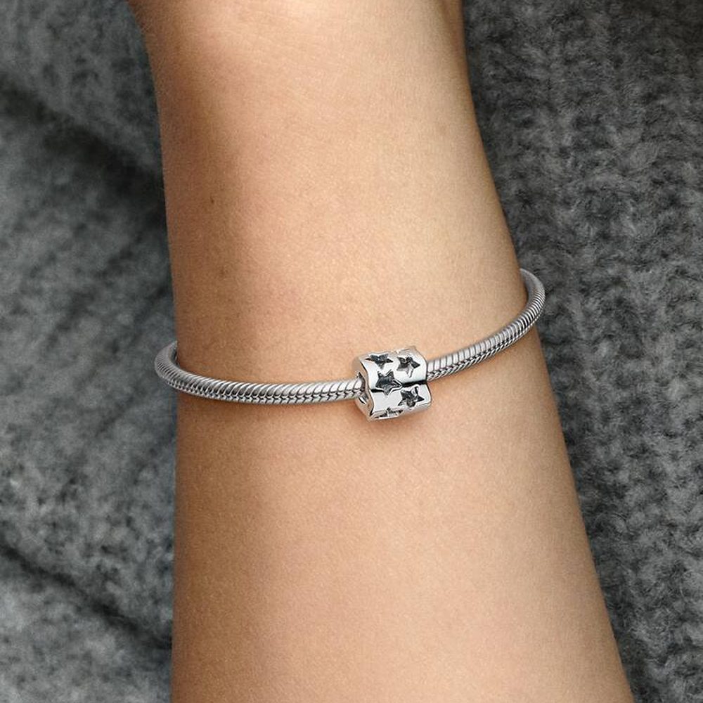 Charm Stelle Traforate Scintillanti Pandora 792827C01 - foto 2