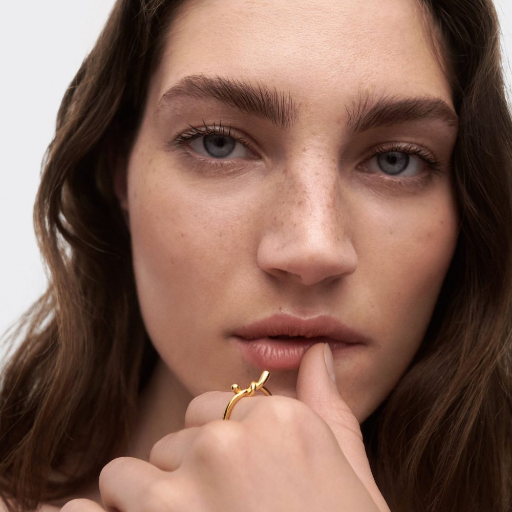 Anello Twist – PDPAOLA AN01-D23 indossato