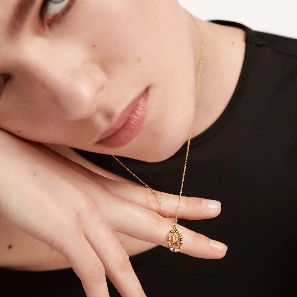 Collana con Lettera M – PD Paola CO01-272 indossato
