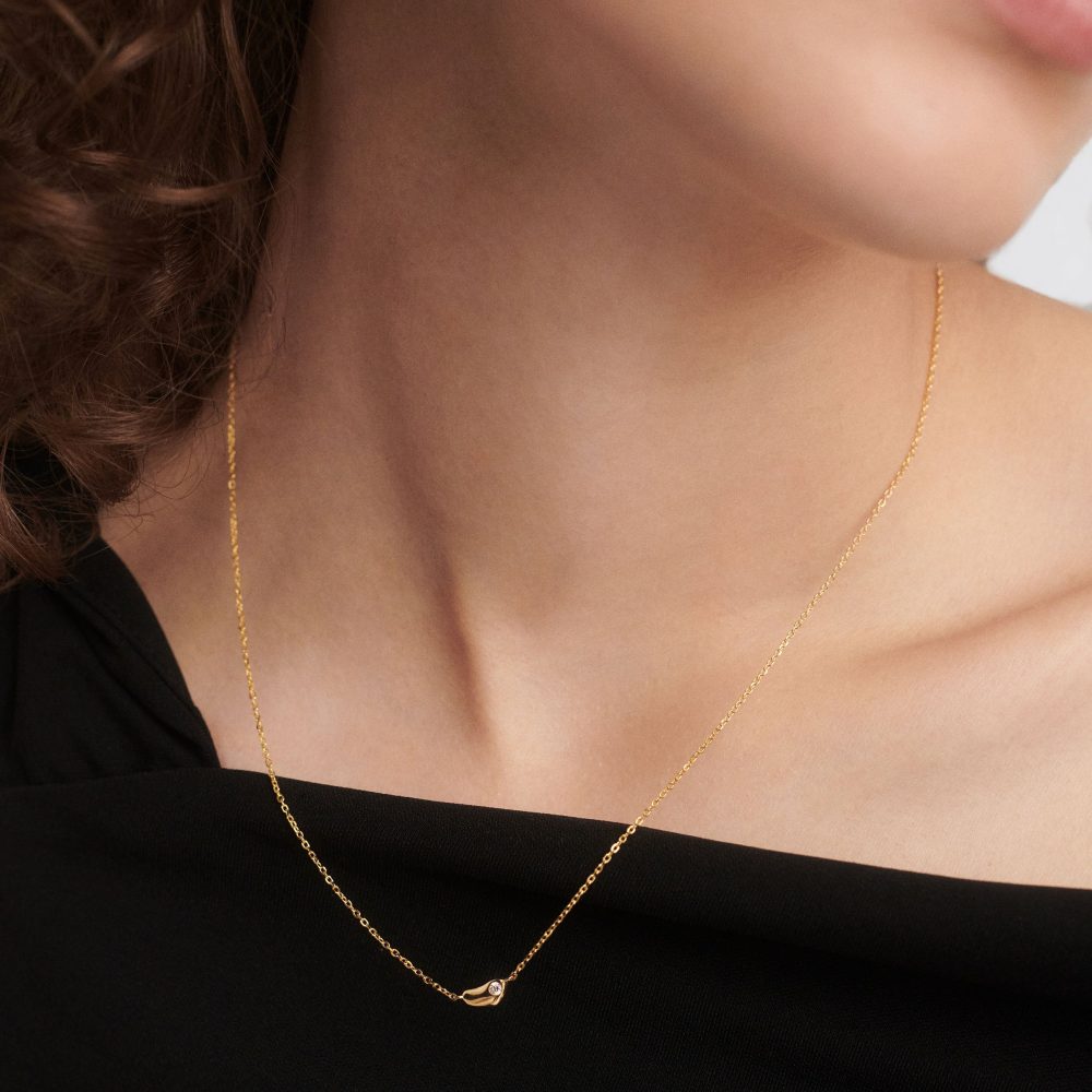 Collana Delta – PDPAOLA CO01-873 indossato